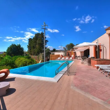 With Private Pool, Florida